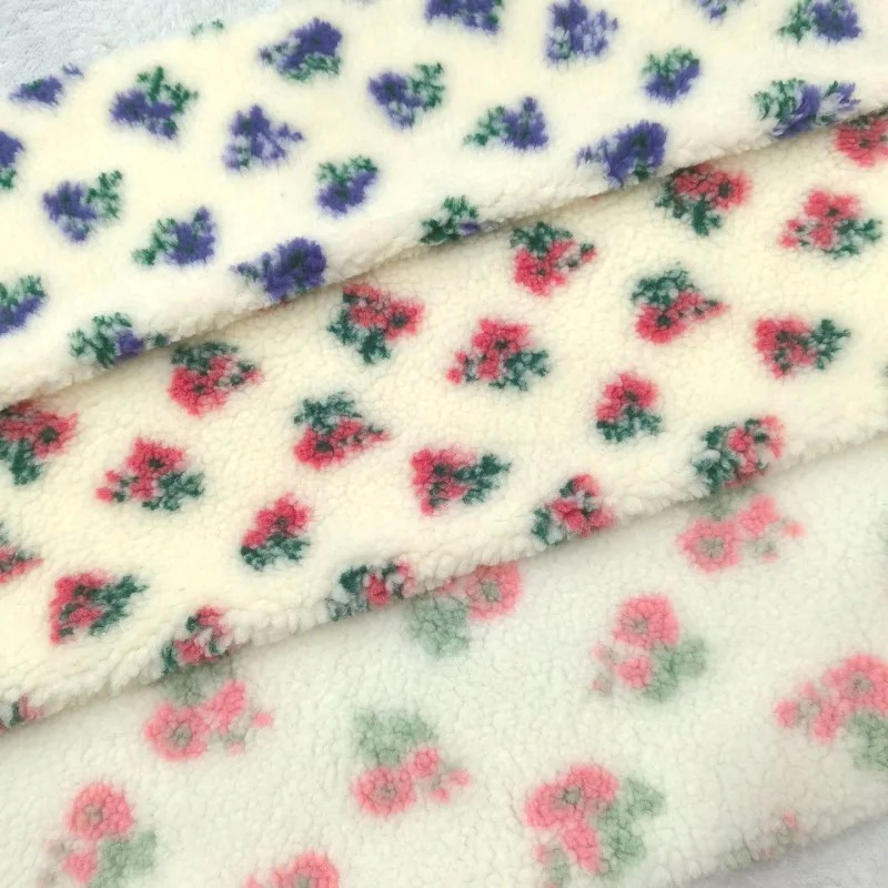 Home Textiles Photos - قماش صوف الحمل السميك مقاس 160×50