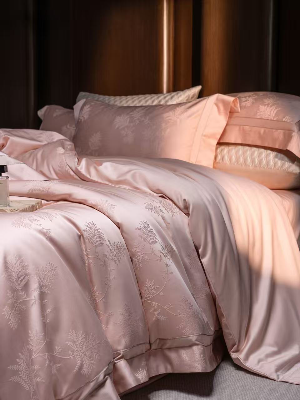 طقم أغطية سرير فاخر بنقشة زهور - مراجعة Home Textiles Bedding وسعره